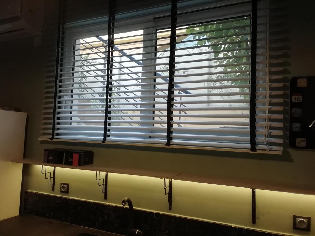 Amazing Semi-Basement Art Apartment Easy Walk To Nafplio Centre Exterior foto